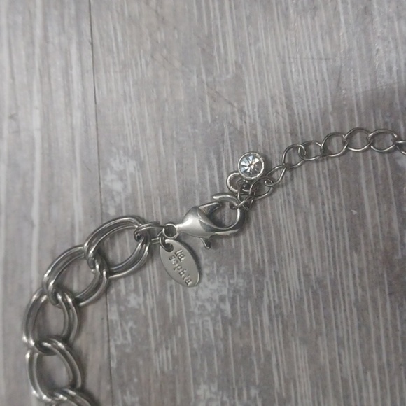 Lia Sophia Regency Core Y2k Chunky Statment Piece 10.5" Womens Accesory - Picture 2 of 3